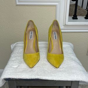 Steve Madden pumps